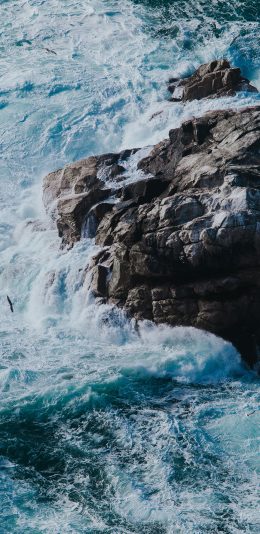 [2436x1125]大海 礁石 海浪 风景 苹果手机壁纸图片