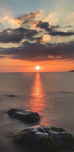 [2436x1125]天空 落日 海景 岩石 苹果手机壁纸图片