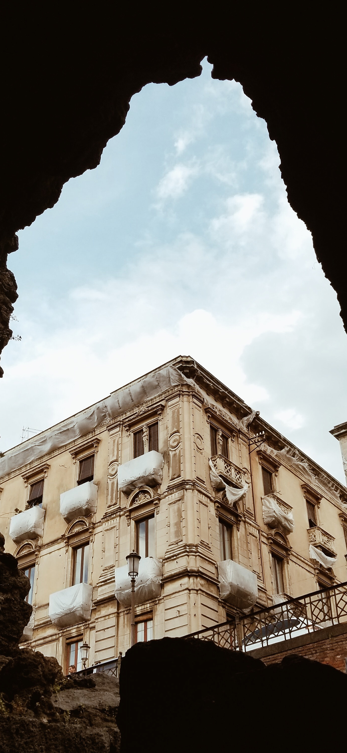 [2436×1125]天空 风情 建筑 异域 苹果手机壁纸图片