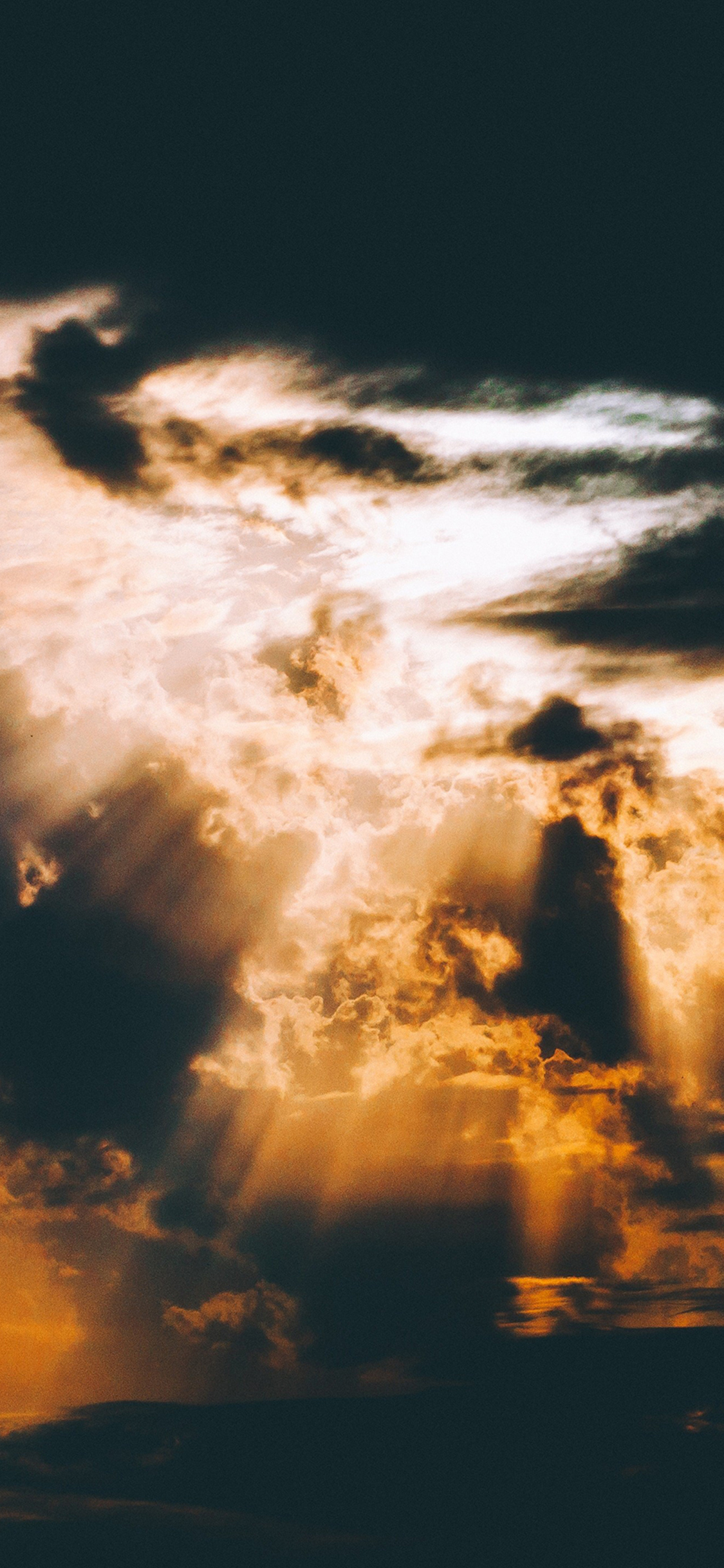 [2436×1125]天空美景 天坑 光线 苹果手机壁纸图片