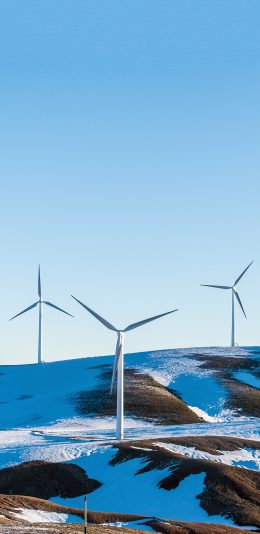 [2436x1125]山峰 风车 风力发电塔 苹果手机壁纸图片