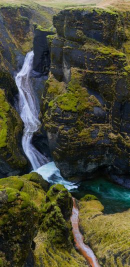 [2436x1125]山水 流水 河流 山体 峭壁 苹果手机壁纸图片