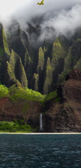 [2436x1125]山水 瀑布 大海 山体 苹果手机壁纸图片