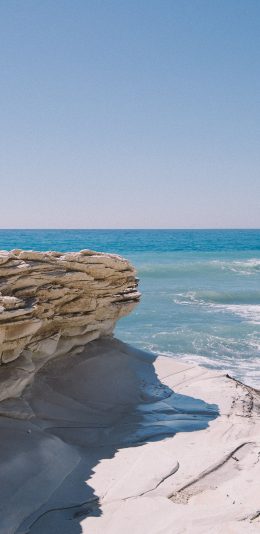 [2436x1125]岩石 海岸 腐蚀 海水 苹果手机壁纸图片