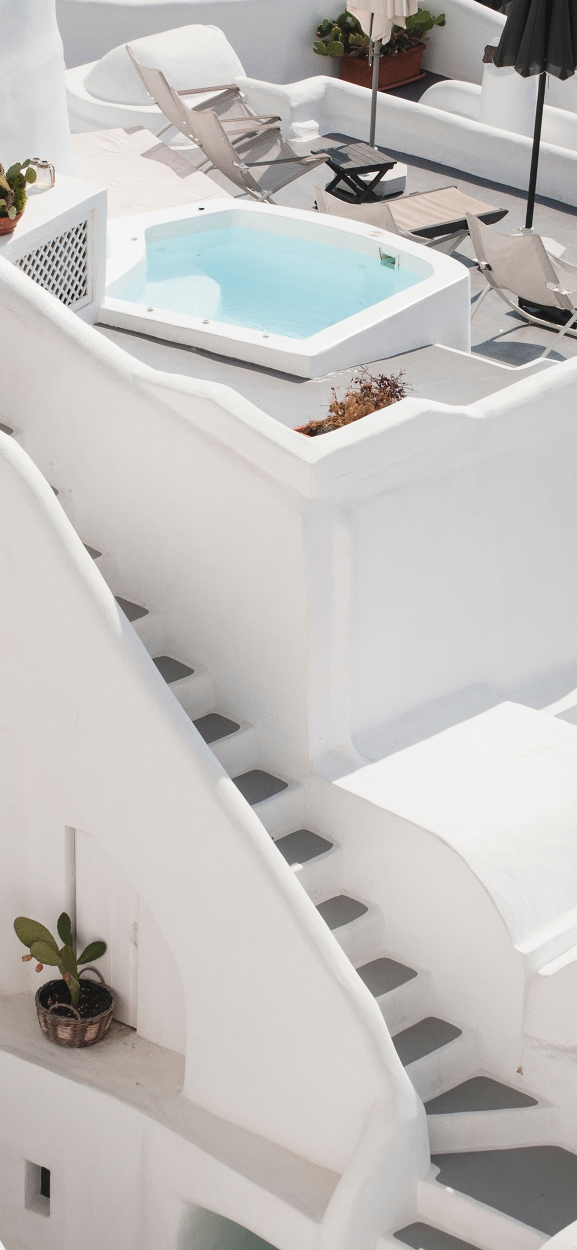 [2436×1125]度假 休闲 露天 浴缸 苹果手机壁纸图片