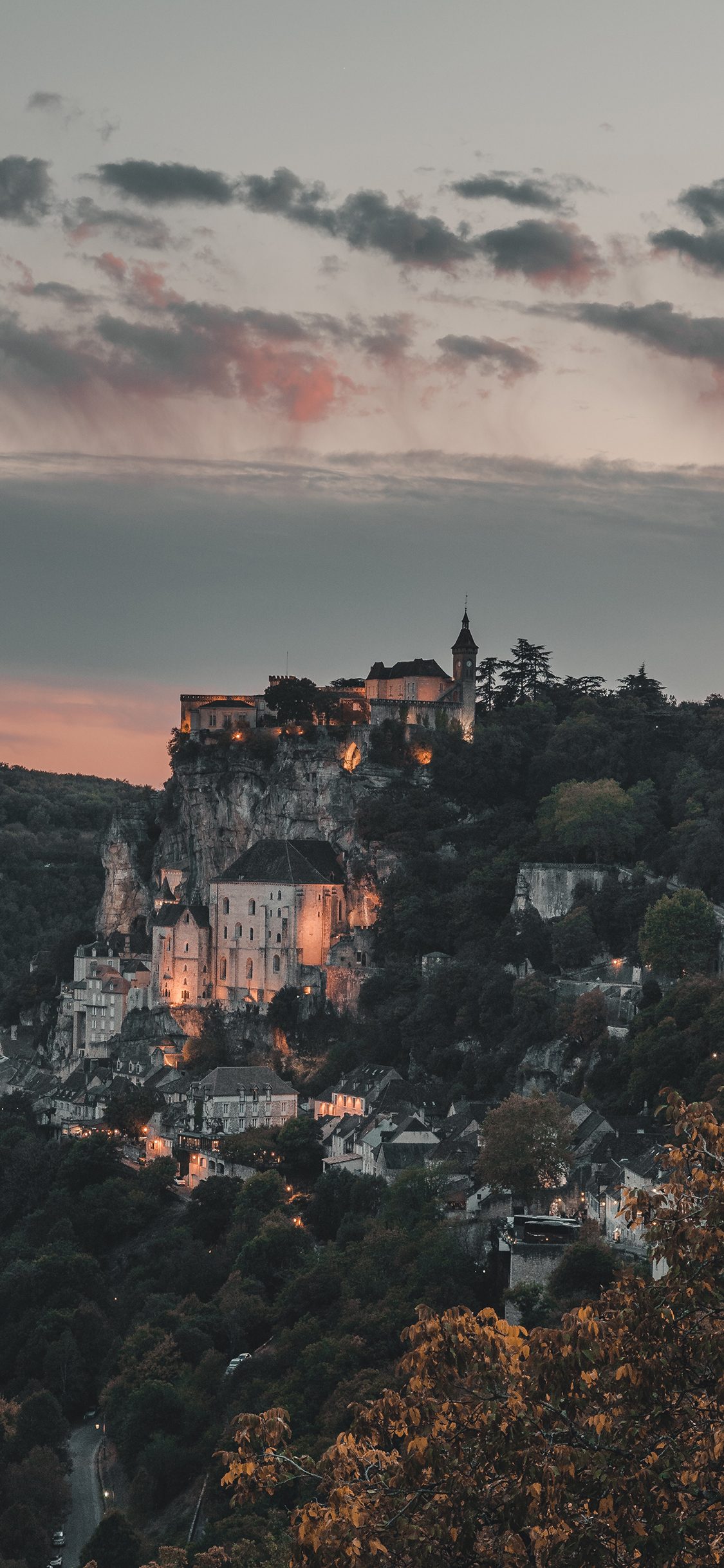 [2436×1125]建筑 依山而建 异域 苹果手机壁纸图片