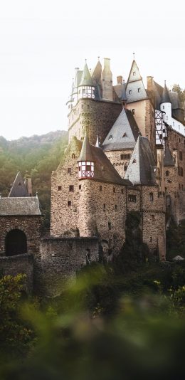 [2436x1125]建筑 城堡 异域 山腰 苹果手机壁纸图片