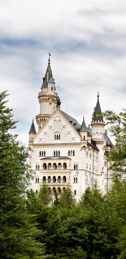 [2436x1125]建筑 城堡 欧式风情 树木 苹果手机壁纸图片