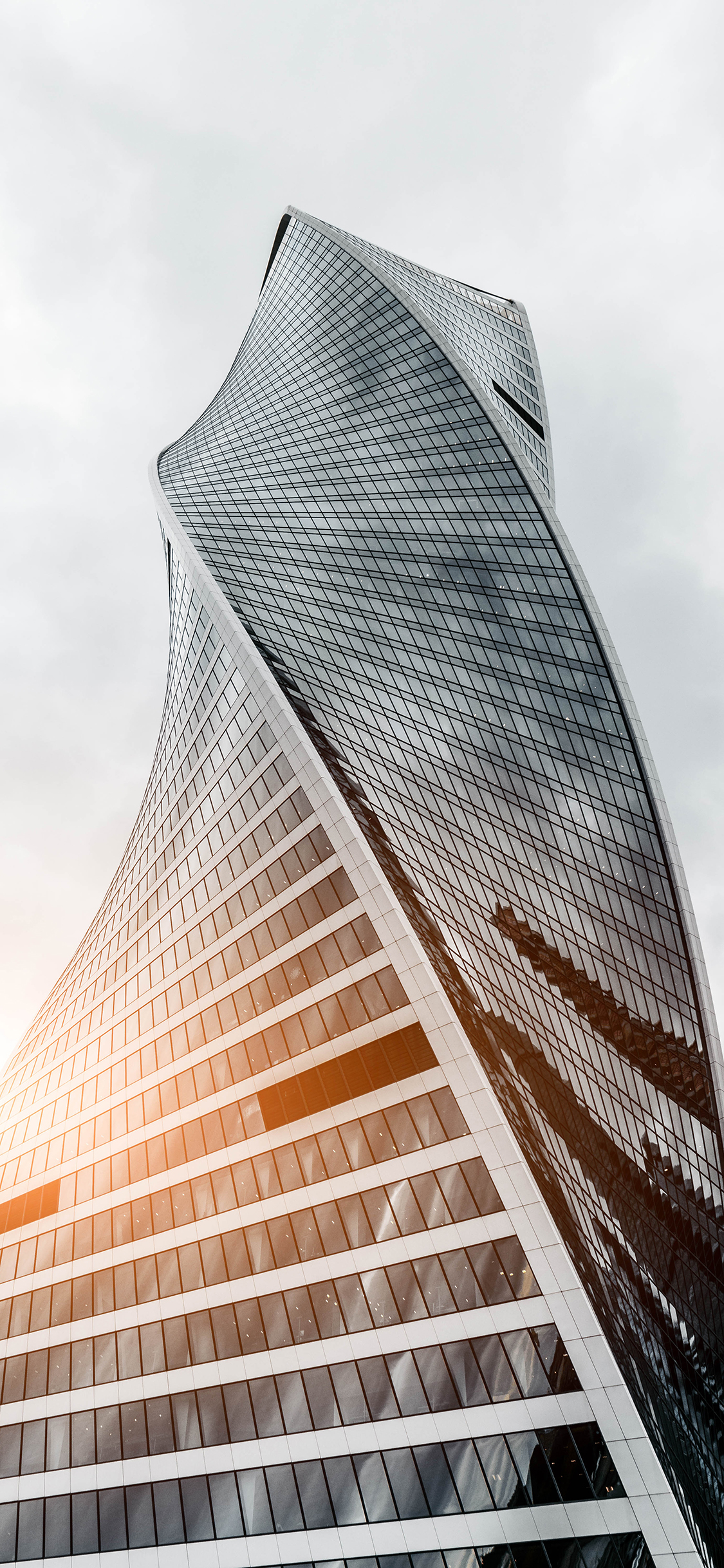 [2436×1125]建筑 大厦 曲线 设计 苹果手机壁纸图片