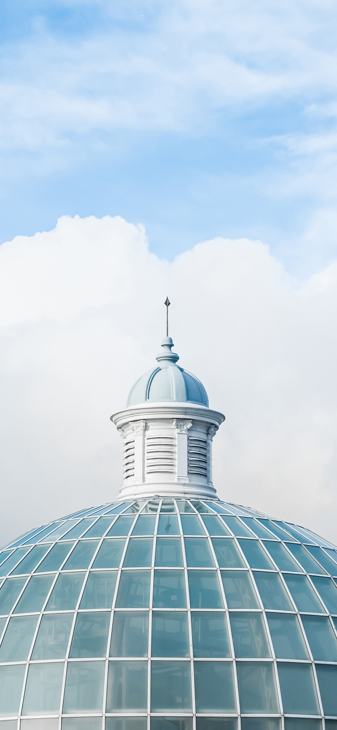 [2436×1125]建筑 屋顶 蓝天 白云 天空 城堡 苹果手机壁纸图片