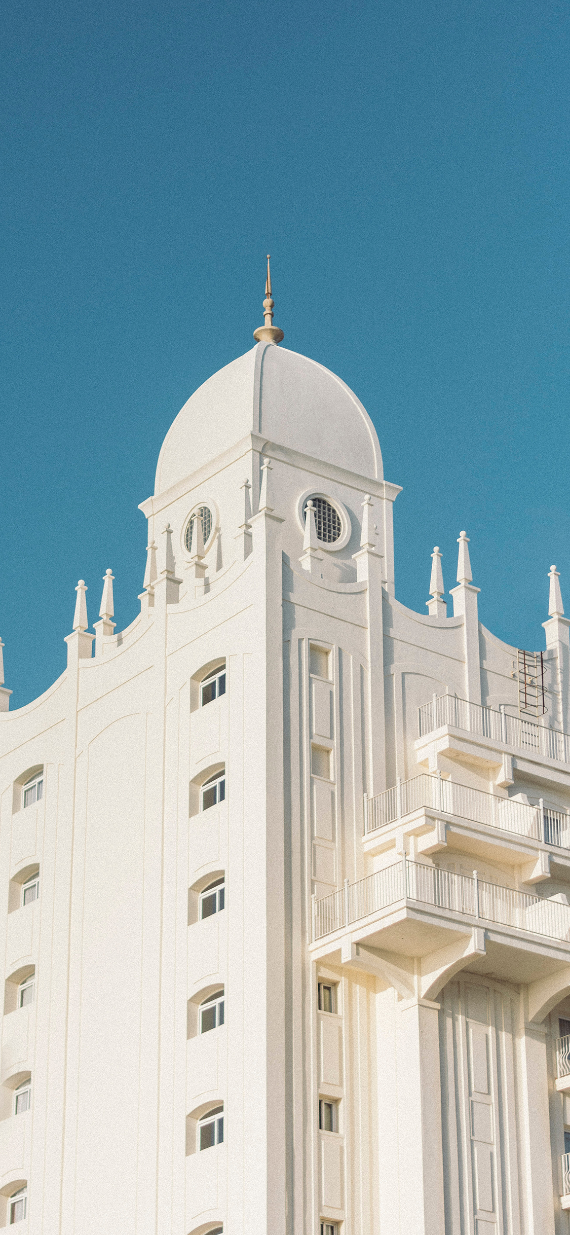 [2436×1125]建筑 异域 洁白 城堡 设计 苹果手机壁纸图片