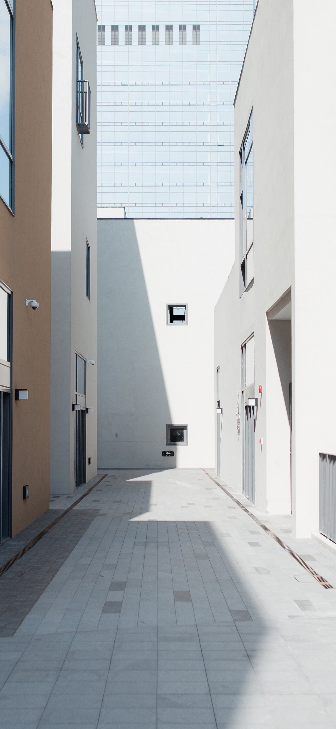 [2436×1125]建筑 楼房 简约 道路 现代 苹果手机壁纸图片
