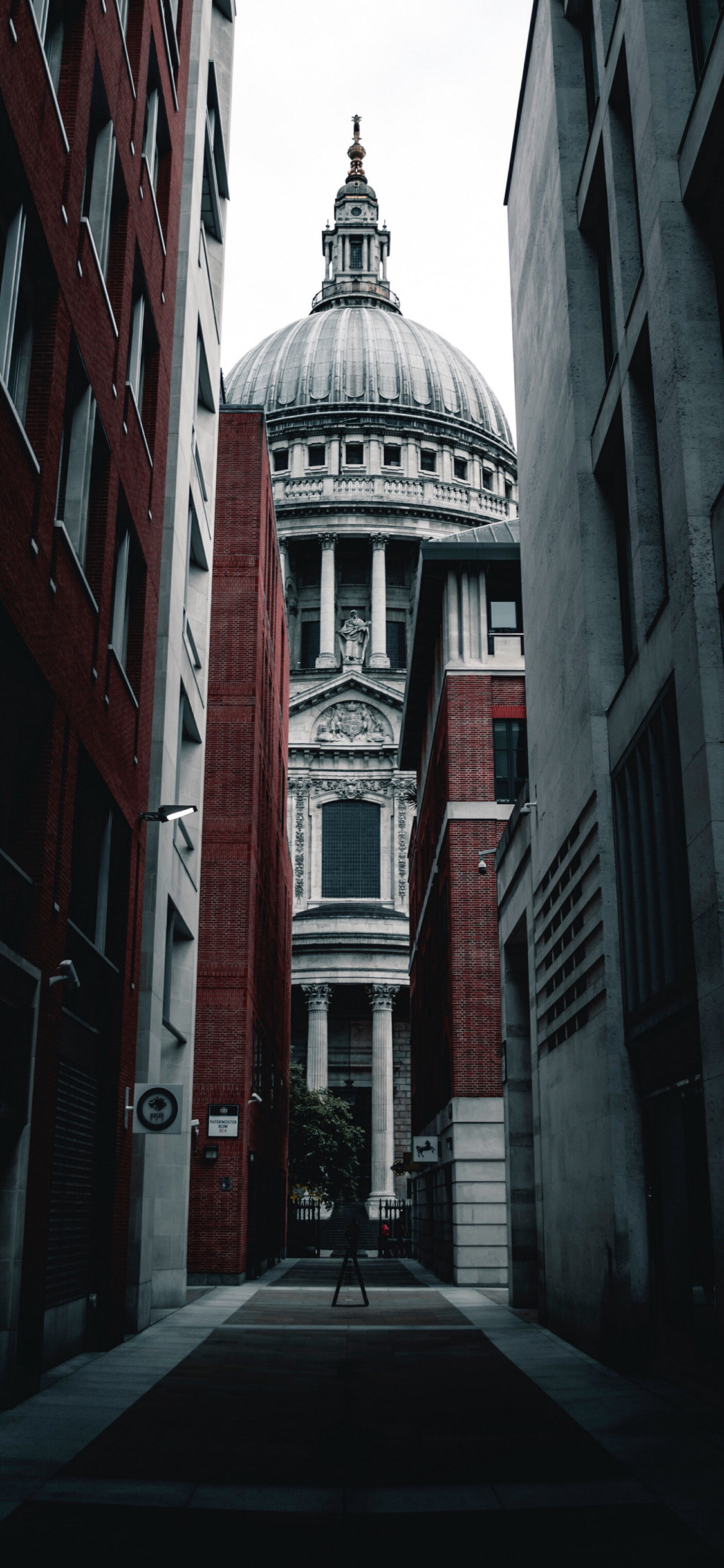 [2436×1125]建筑 欧洲 异国 城市 街道 苹果手机壁纸图片