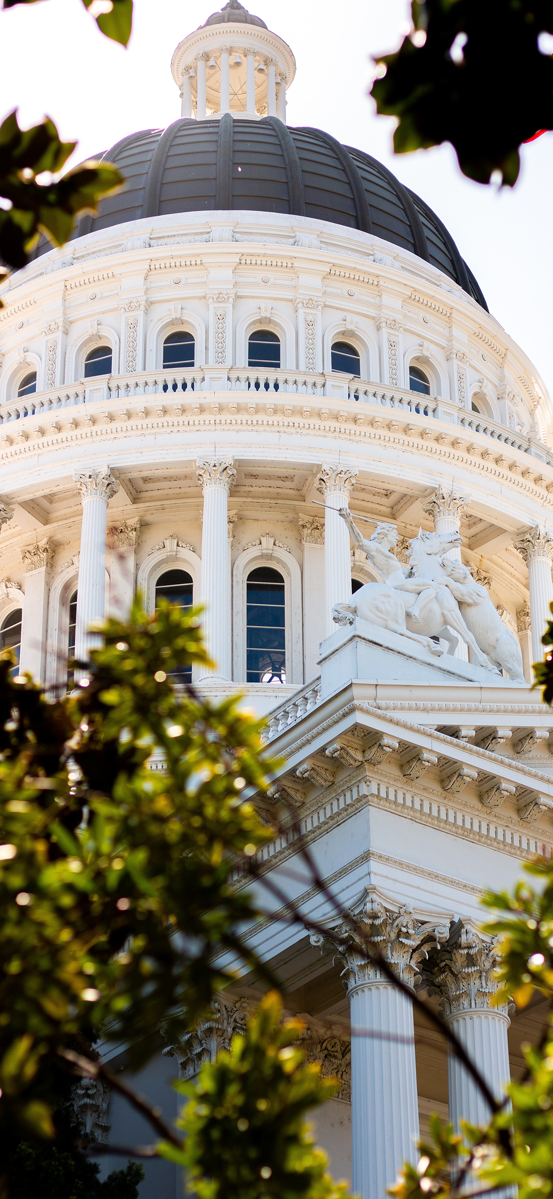 [2436×1125]建筑 美国 堡垒 雕像 苹果手机壁纸图片