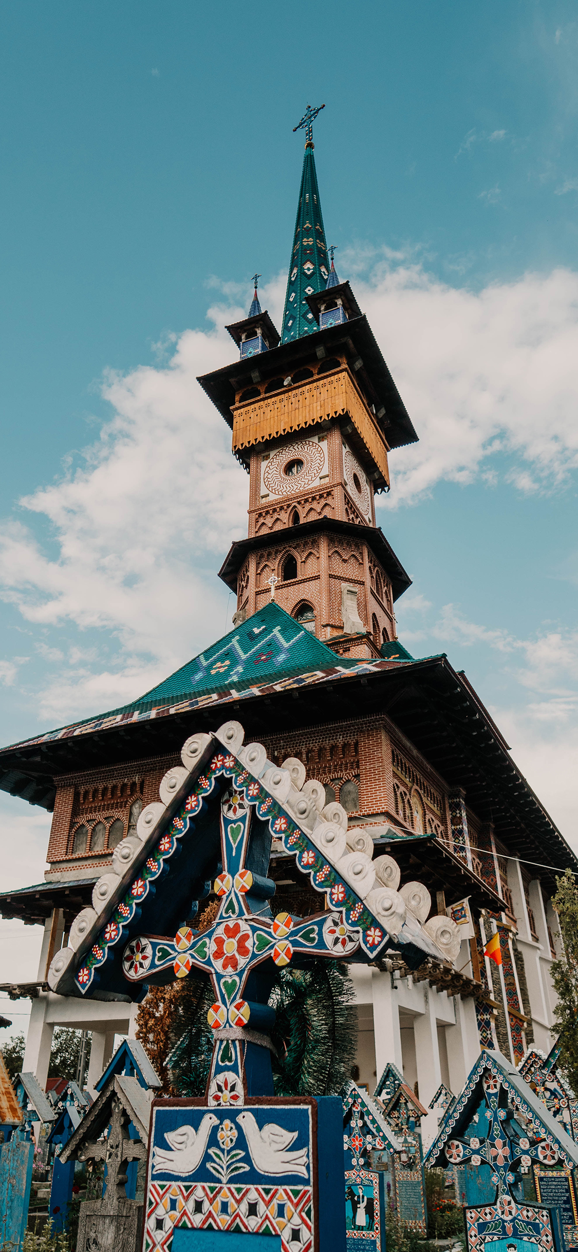 [2436×1125]建筑 蓝天白云 特色 景点 苹果手机壁纸图片