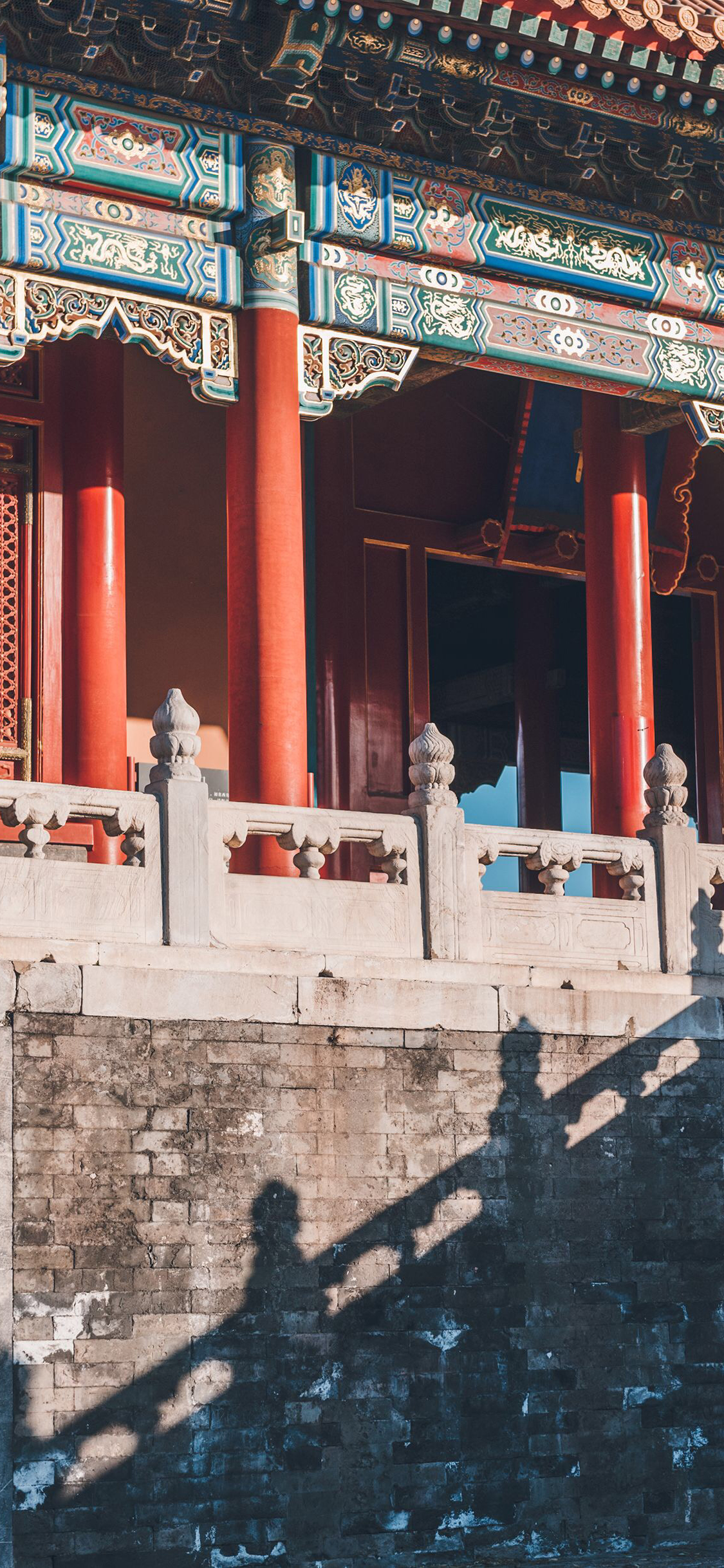 [2436×1125]故宫 宫廷 影子 柱子 苹果手机壁纸图片
