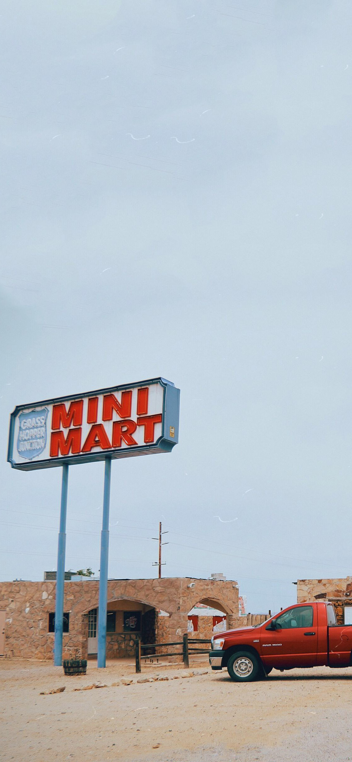 [2436×1125]旅途 旅行 汽车 郊外 荒漠 欧美 苹果手机壁纸图片