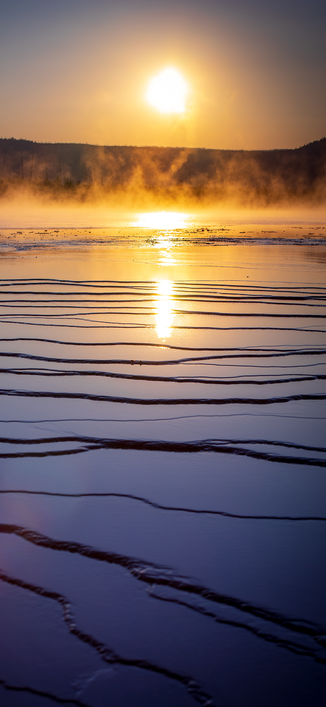 [2436×1125]日出 湖泊 倒映 唯美 苹果手机壁纸图片