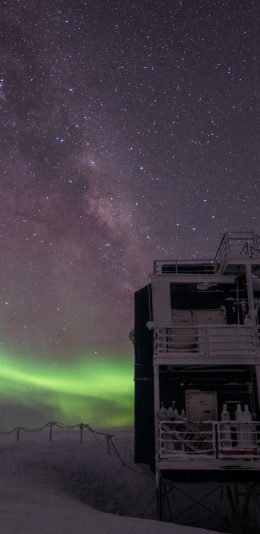 [2436x1125]星空 夜晚 极光 建筑 苹果手机壁纸图片