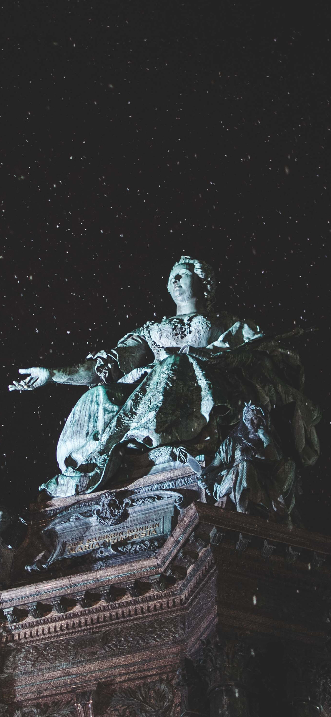 [2436×1125]星空 夜景 雕像 佛像 信仰 苹果手机壁纸图片