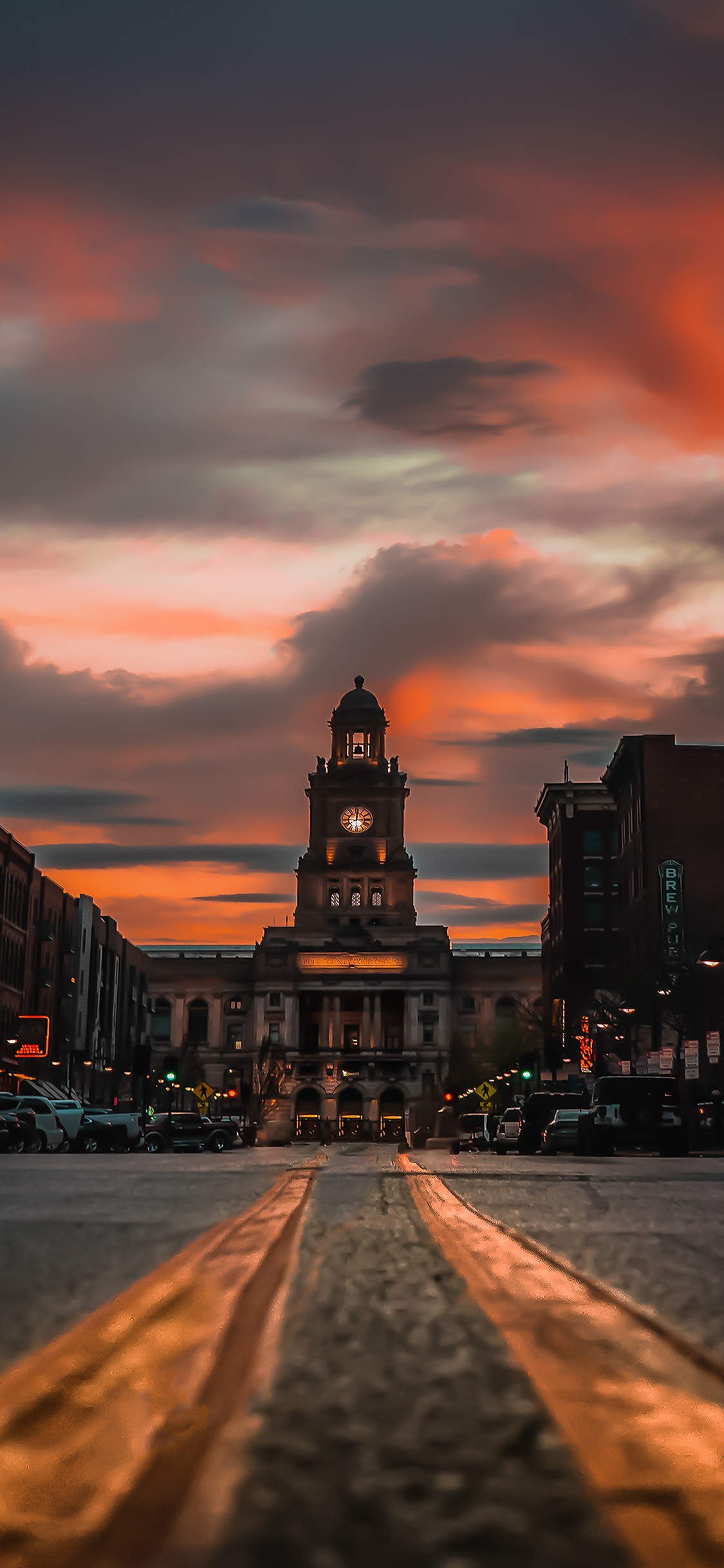 [2436×1125]晚霞 欧式建筑 钟楼 异域 苹果手机壁纸图片