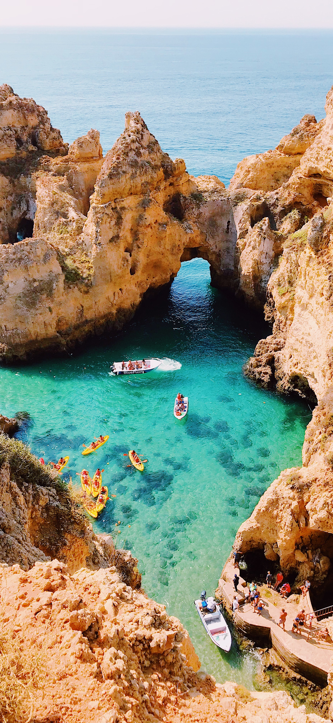 [2436×1125]景点 海湾 海水 清澈 游玩 苹果手机壁纸图片
