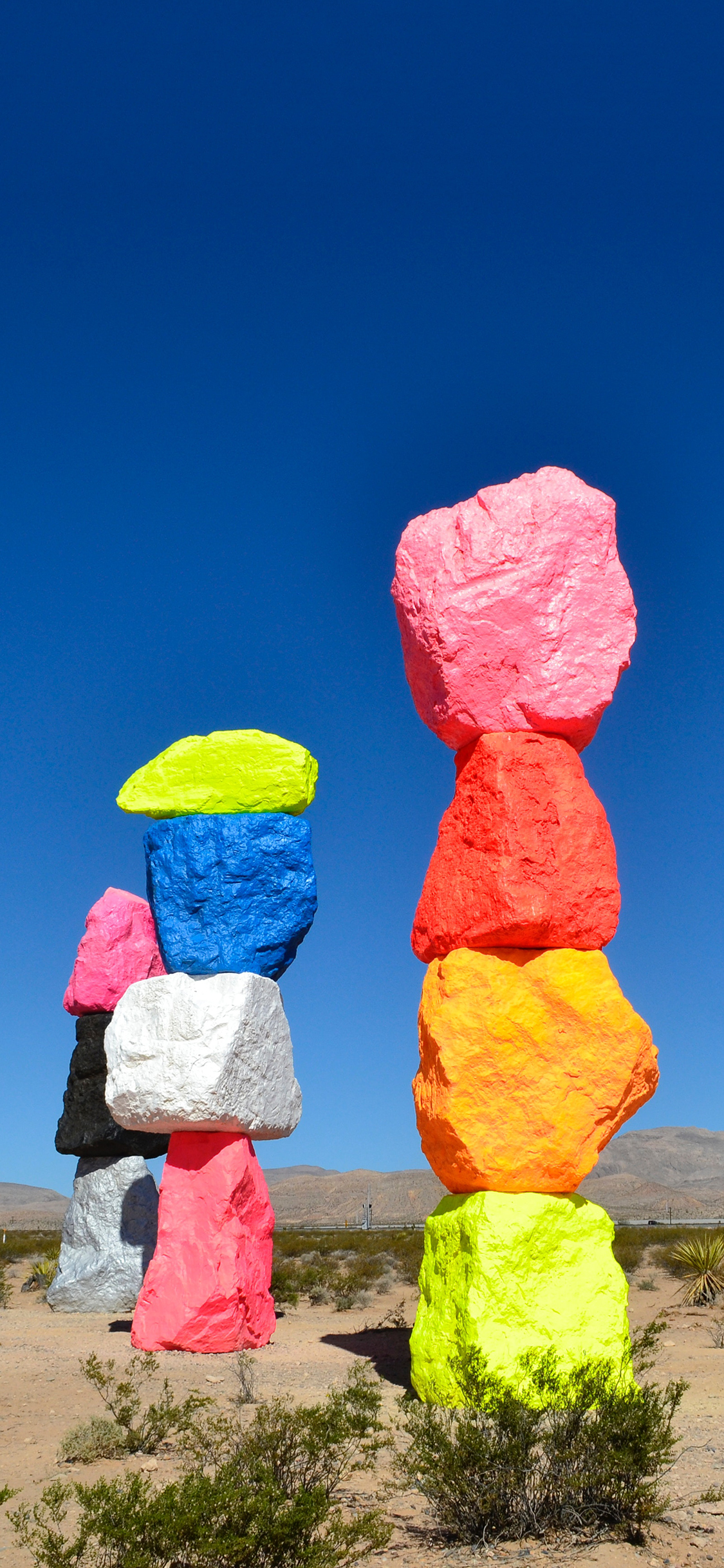 [2436×1125]景点 石头 彩色 堆叠 苹果手机壁纸图片