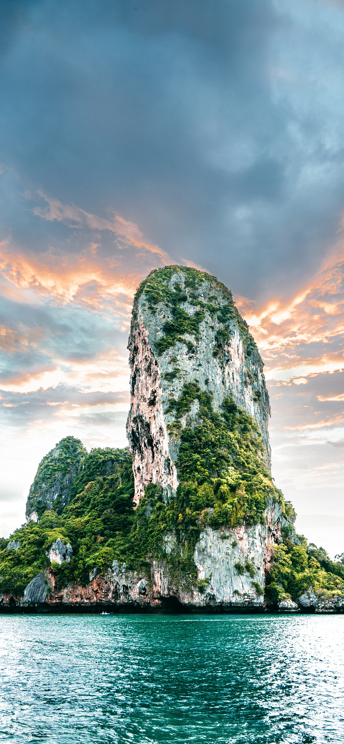 [2436×1125]景色 大海 云彩 岛屿 苹果手机壁纸图片