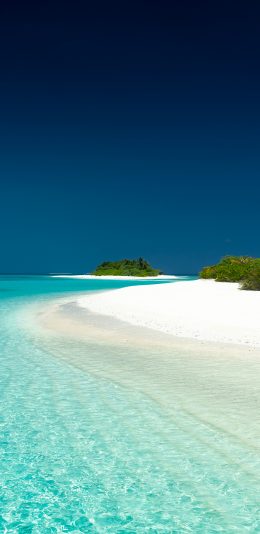 [2436x1125]景色 海岸 海景 清澈 海水 沙滩 苹果手机壁纸图片