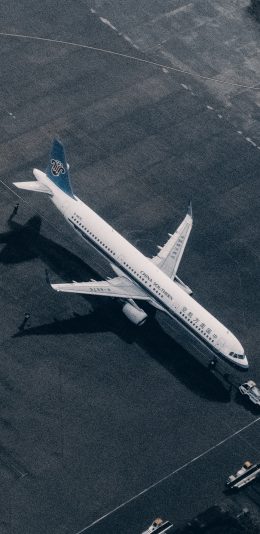 [2436x1125]机场 飞机 停放 南方航空 苹果手机壁纸图片