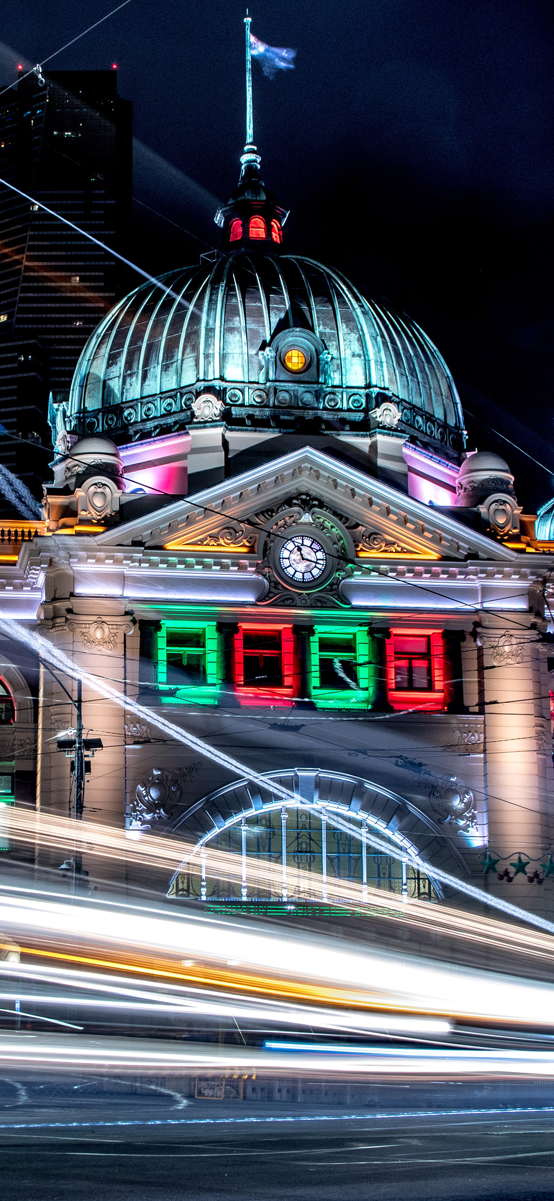 [2436×1125]欧式 建筑 街景 灯光 苹果手机壁纸图片