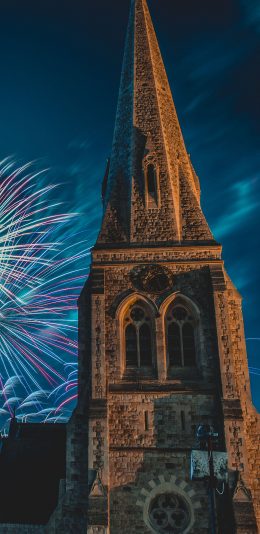 [2436x1125]欧式建筑 城堡 烟花 苹果手机壁纸图片