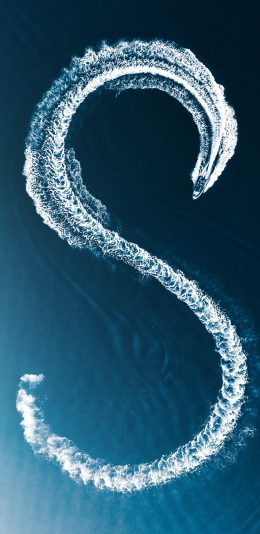 [2436x1125]汽艇 S 大海 浪花 苹果手机壁纸图片