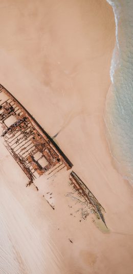 [2436x1125]沉船 海岸 海浪 沙滩 苹果手机壁纸图片