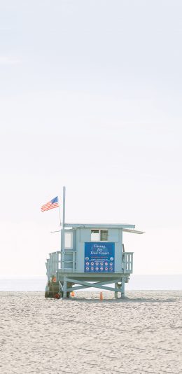 [2436x1125]沙滩 清新 房屋 旗帜 苹果手机壁纸图片