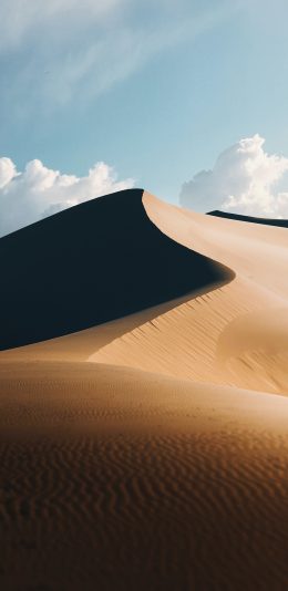 [2436x1125]沙漠 荒漠 云彩 沙丘 苹果手机壁纸图片