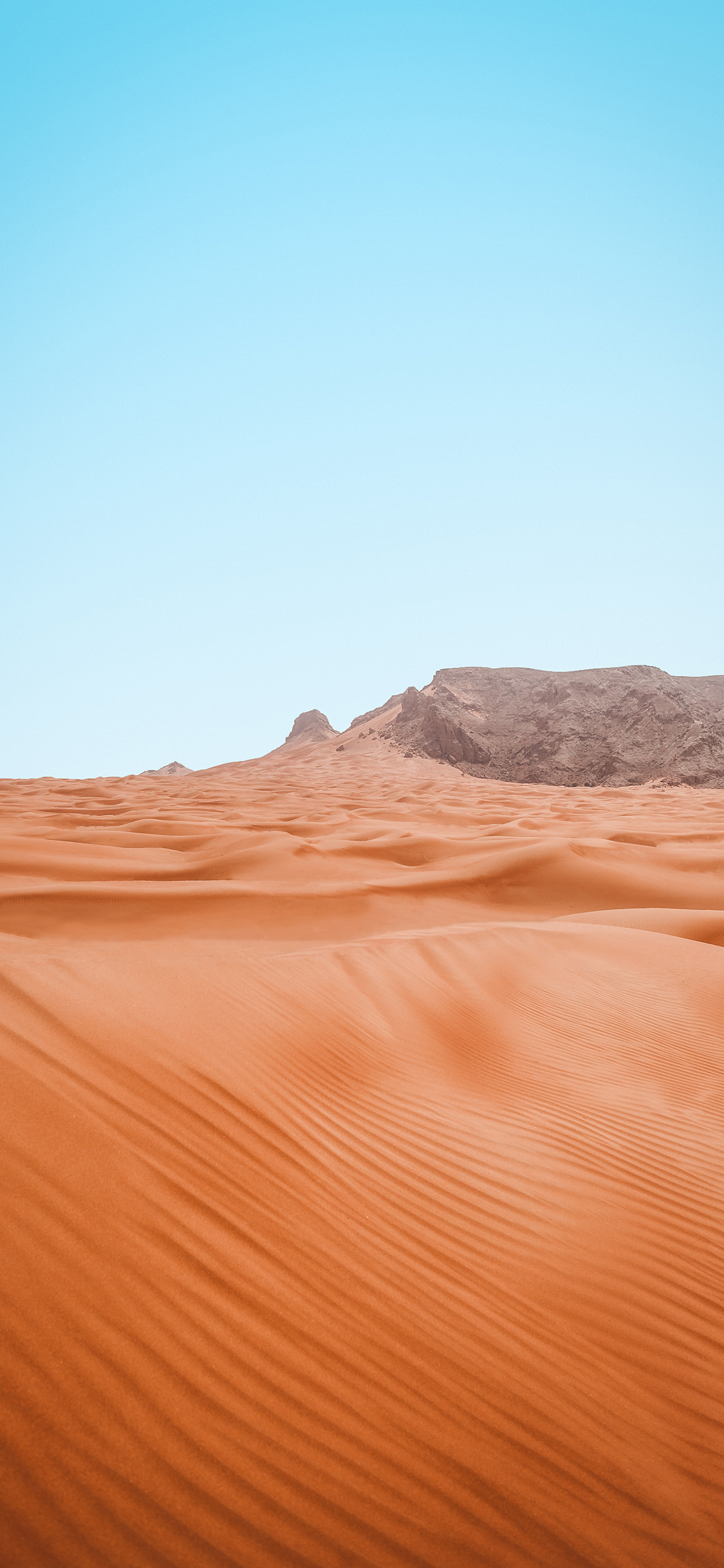 [2436×1125]沙漠 荒漠 蓝天 风化 苹果手机壁纸图片