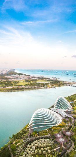 [2436x1125]沿海 城市 建筑 蓝天白云 苹果手机壁纸图片