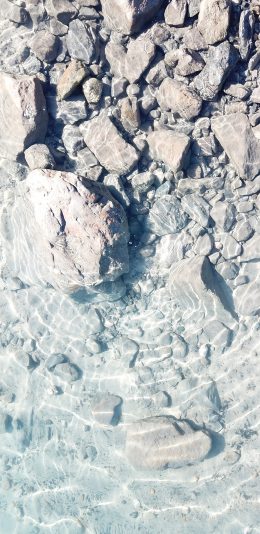 [2436x1125]泉水 石头 清澈 波光粼粼 苹果手机壁纸图片