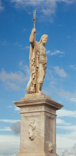 [2436x1125]波塞冬 雕像 神像 天空 苹果手机壁纸图片