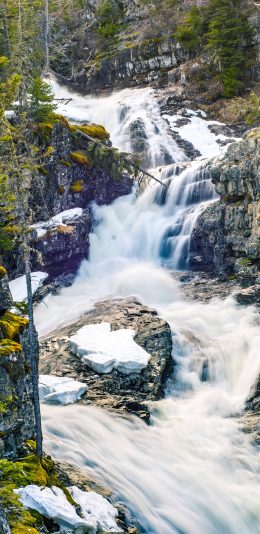 [2436x1125]流水 陡峭 山水 山峡 苹果手机壁纸图片