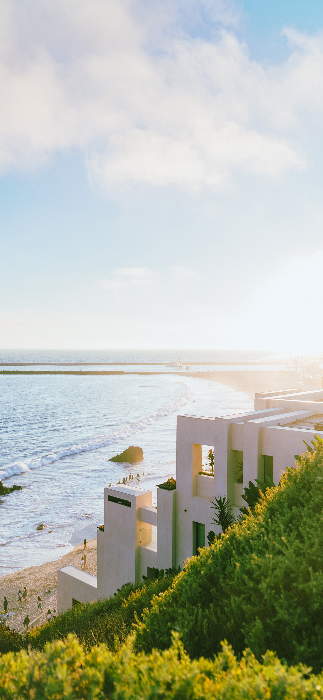 [2436×1125]海岸 海水 大海 蓝天 苹果手机壁纸图片