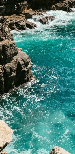 [2436x1125]海岸 海水 海浪 浪花 苹果手机壁纸图片