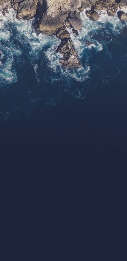 [2436x1125]海岸 海浪 大海 岩石 蓝色 苹果手机壁纸图片