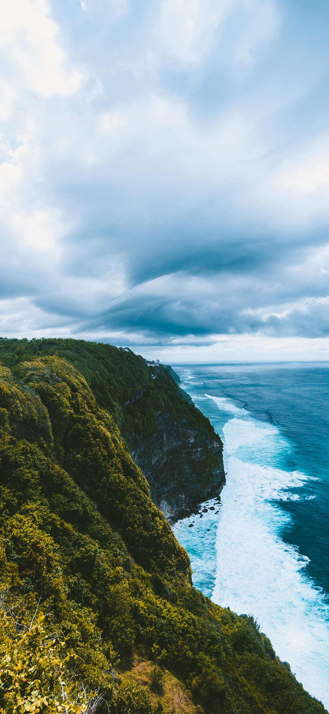 [2436×1125]海岸 海浪 广阔 天空 苹果手机壁纸图片