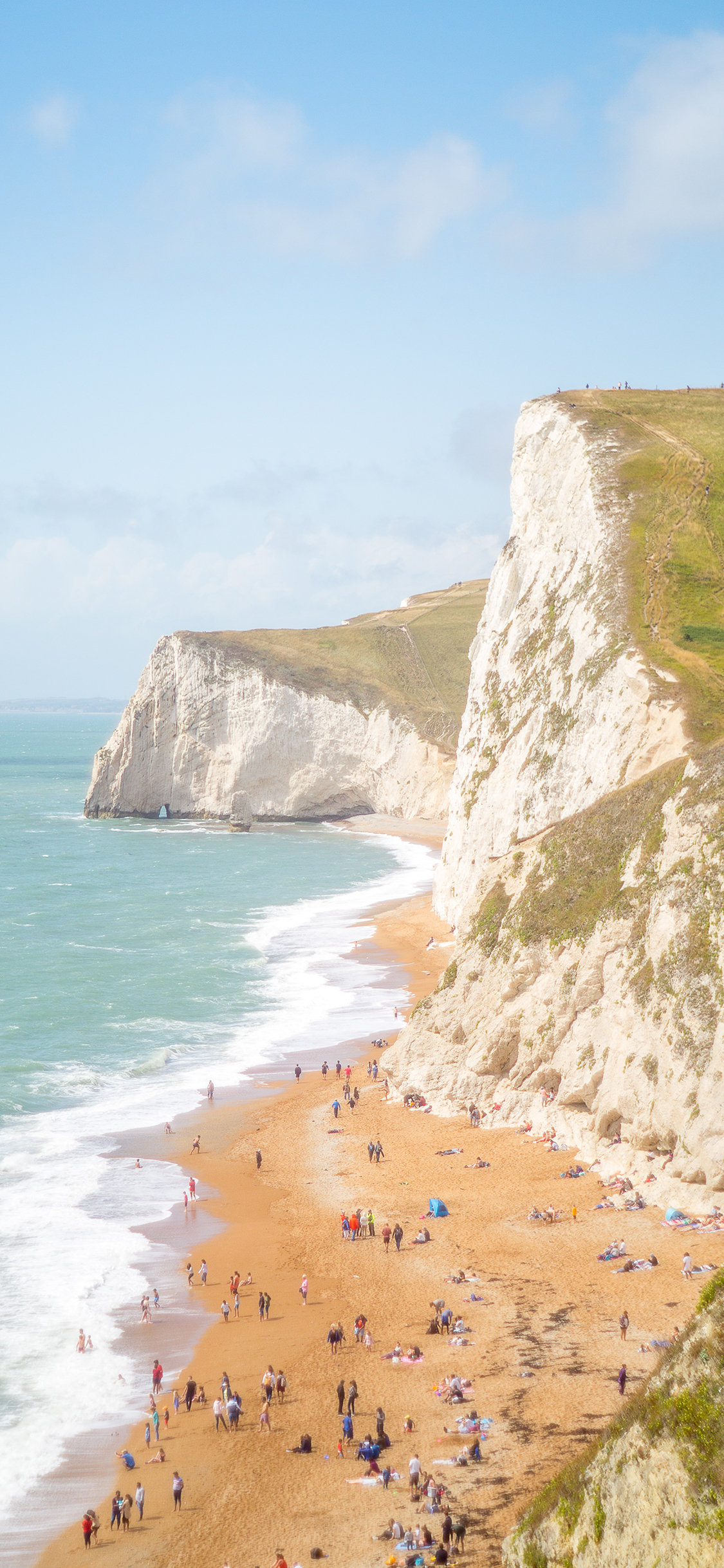 [2436×1125]海岸 海边 沙滩 峭壁 苹果手机壁纸图片