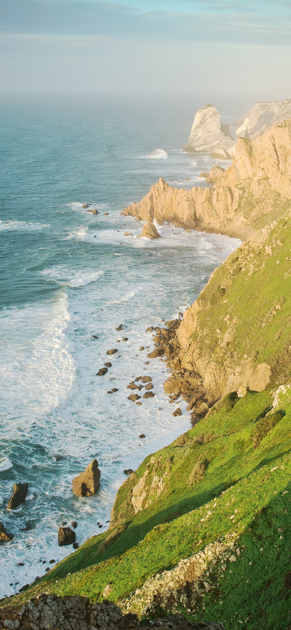[2436×1125]海岸 海边 海浪 阳光 苹果手机壁纸图片