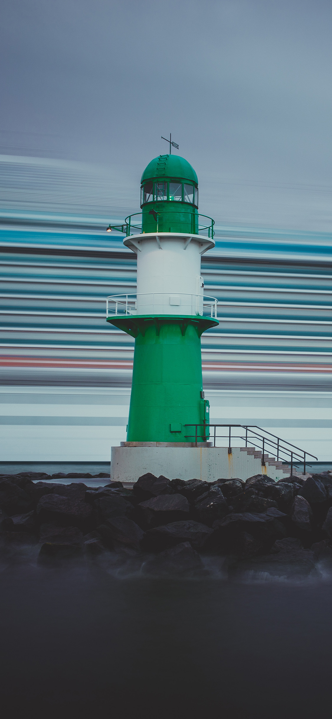 [2436×1125]海岸 灯塔 信号塔 建筑 苹果手机壁纸图片