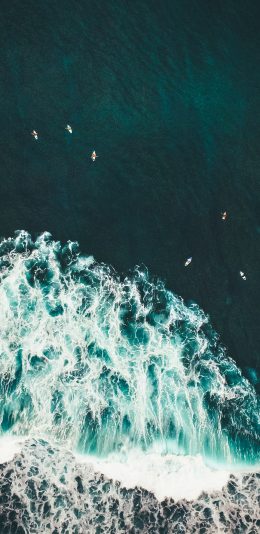 [2436x1125]海岸 船只 海浪 浪花 苹果手机壁纸图片