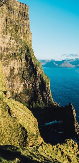 [2436x1125]海峡 山峰 自然 壮观 苹果手机壁纸图片